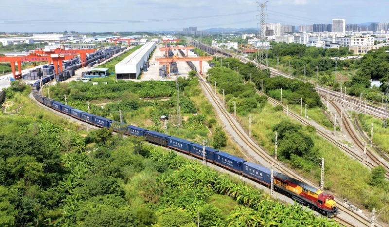 Ana sa ran ciniki tsakanin kasashen biyu tsakanin China da Vietnam zai zarce dala biliyan 290 nan da shekarar 2025.