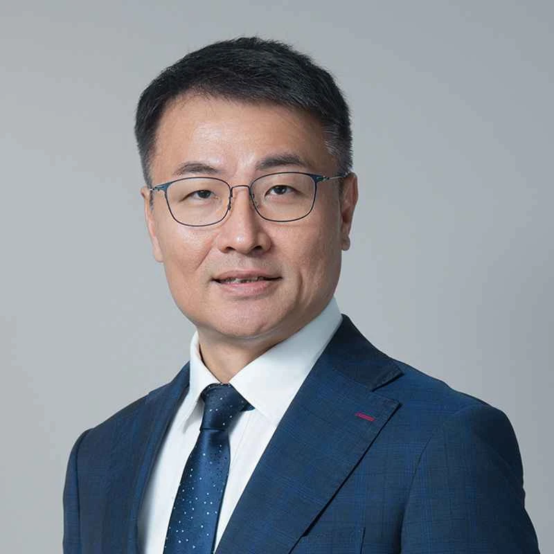 2025-Headshot-highres-800x800-EricTsang (1) (002).jpg